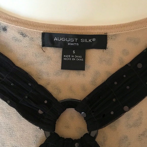 LIKE NEW AUGUST SILK ANIMAL PRINT CARDIGAN SWEATER - Picture 7 of 8